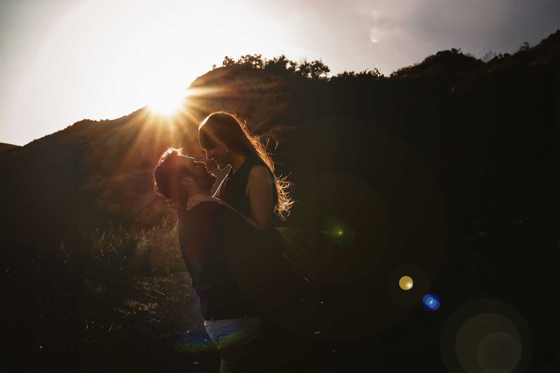 il prewedding: servizio fotografico di coppia al tramonto