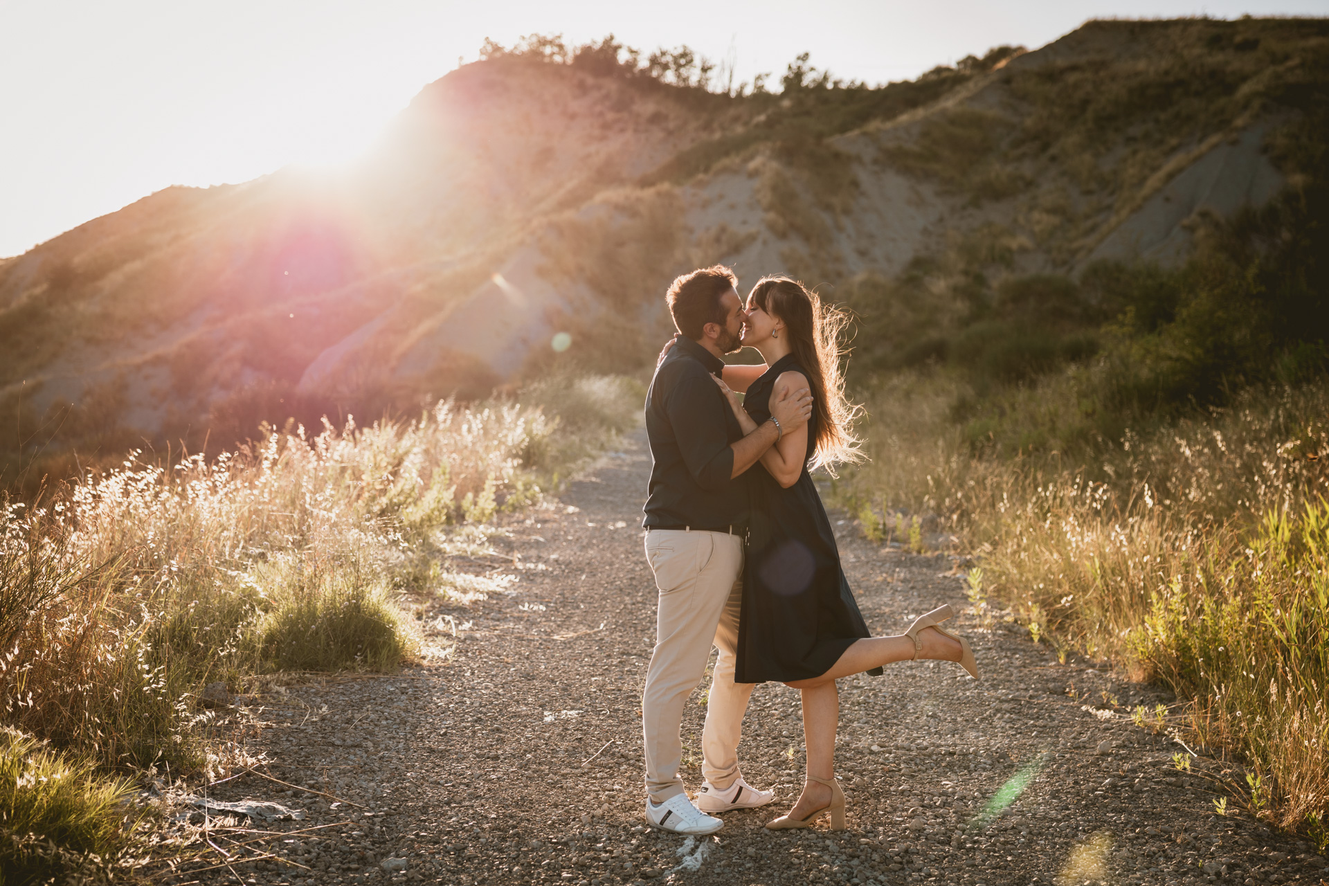 il prewedding: servizio fotografico di coppia al tramonto